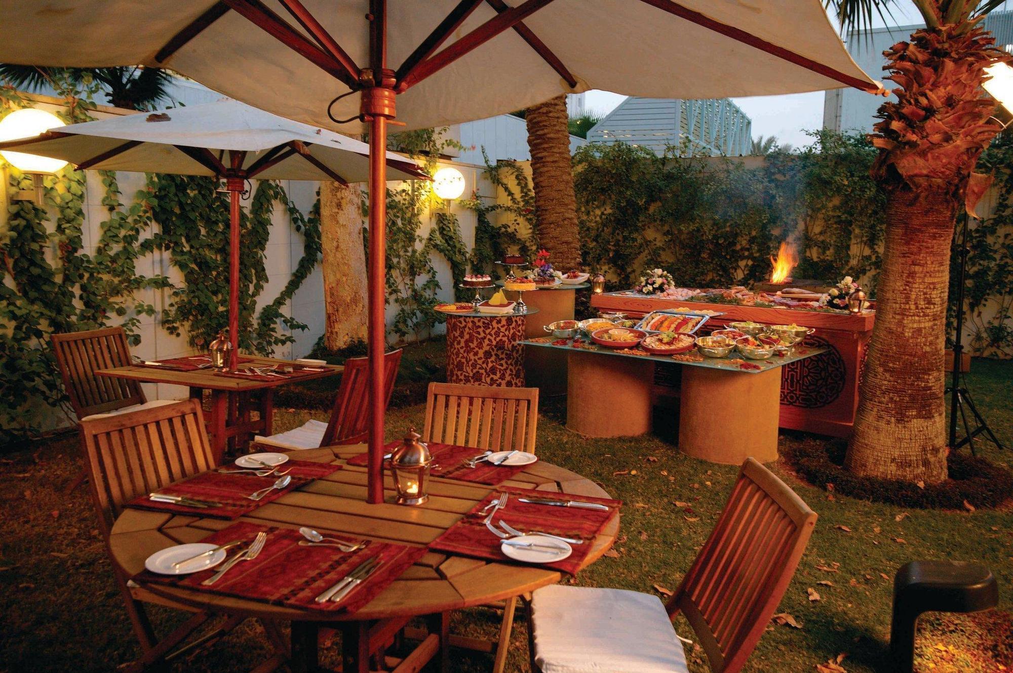 Al Khozama Hotel Riyadh Exterior photo